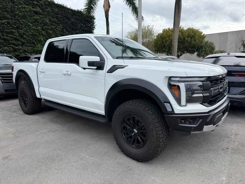 2025 Ford Bronco Raptor 6th Gen - Image 2 of 10