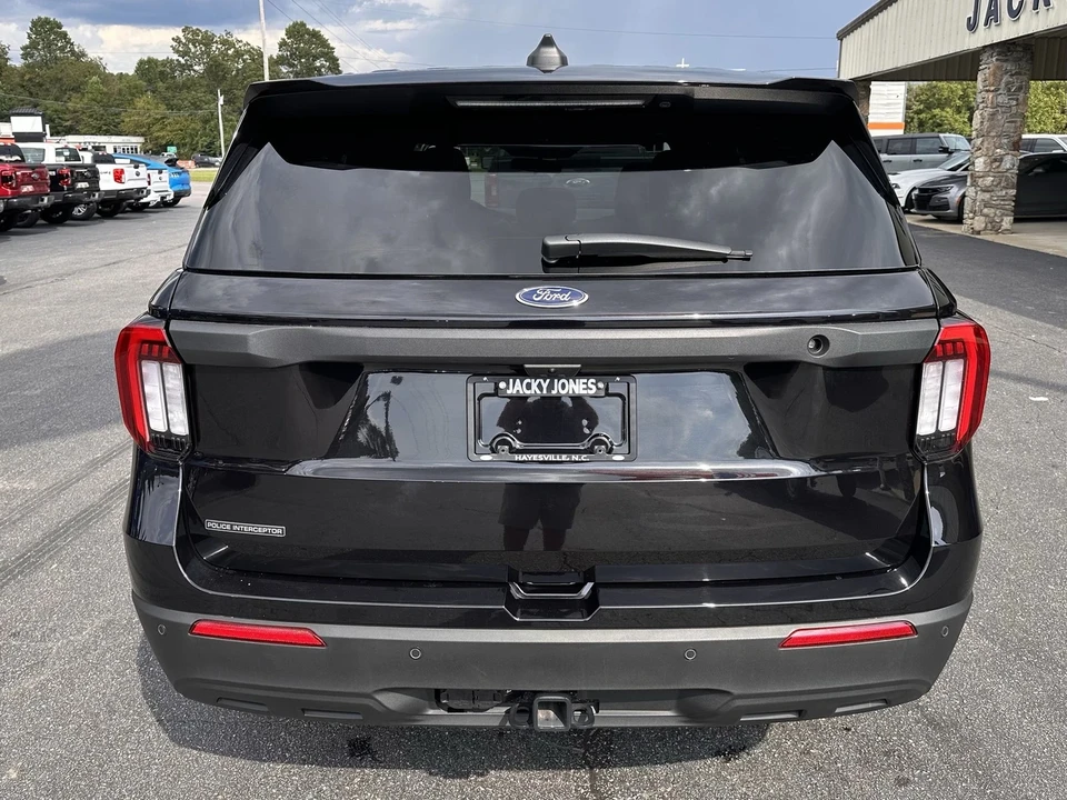2025 Ford Explorer 6th Gen - Image 7 of 12