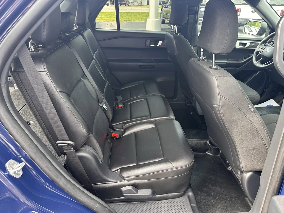 2025 Ford Explorer 6th Gen - Image 10 of 25