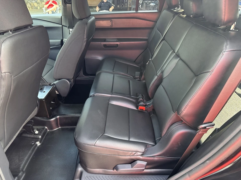 2025 Ford Explorer 6th Gen - Image 12 of 21