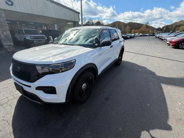 2025 Ford Explorer 6th Gen - Image 3 of 12