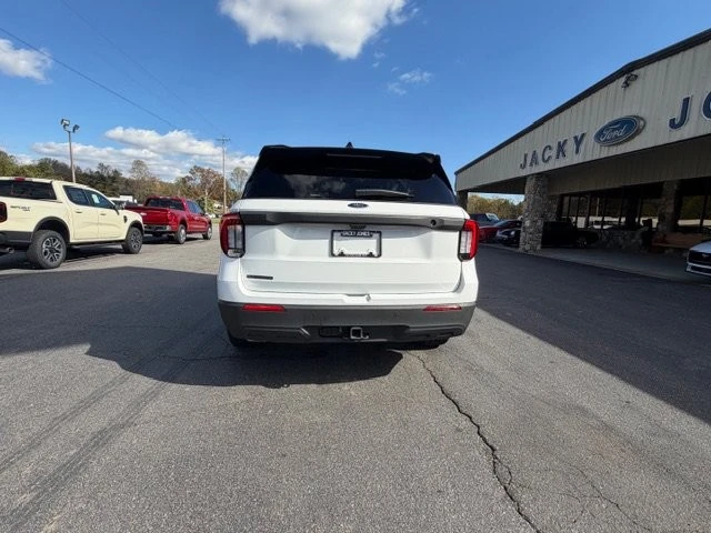 2025 Ford Explorer 6th Gen - Image 6 of 12