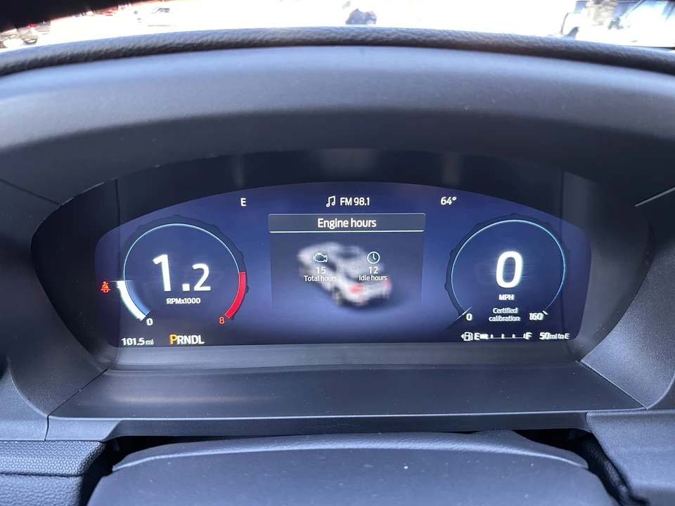2025 Ford Explorer 6th Gen - Image 22 of 28