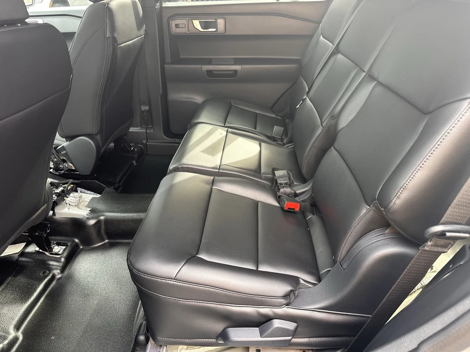 2025 Ford Explorer 6th Gen - Image 12 of 12