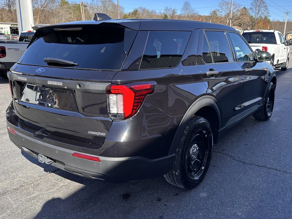 2025 Ford Explorer 6th Gen - Image 5 of 12