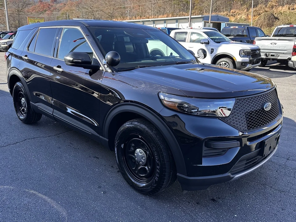 2025 Ford Explorer 6th Gen - Image 3 of 12