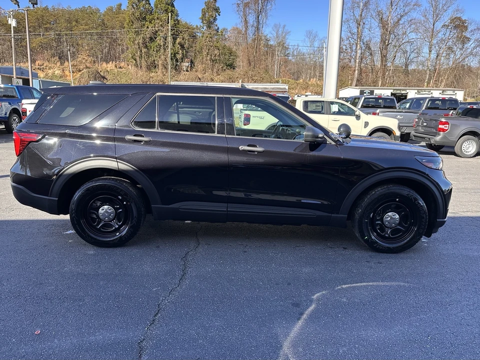 2025 Ford Explorer 6th Gen - Image 4 of 12