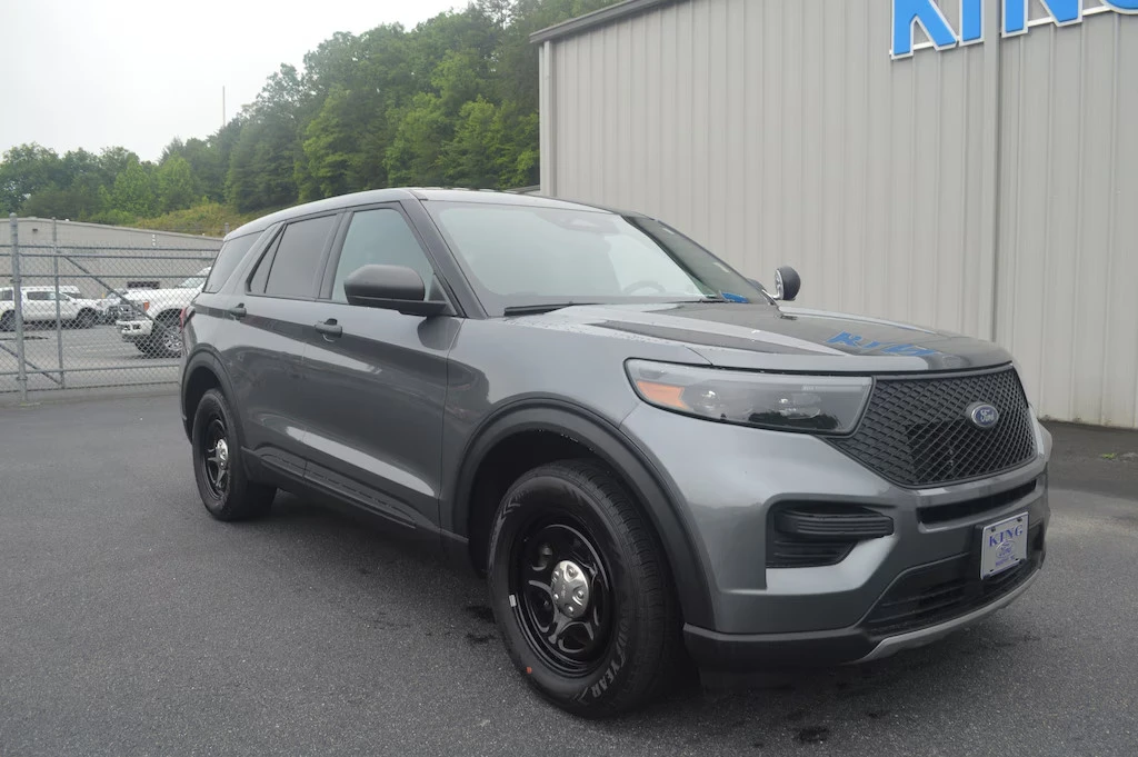 2025 Ford Explorer 6th Gen - Image 3 of 23
