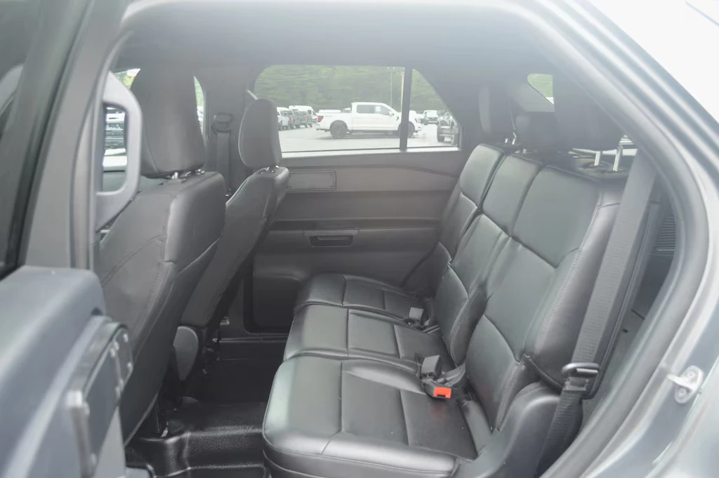 2025 Ford Explorer 6th Gen - Image 11 of 23