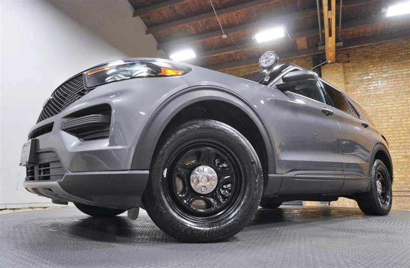 2025 Ford Explorer 6th Gen - Image 3 of 21
