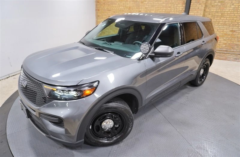 2025 Ford Explorer 6th Gen - Image 2 of 21