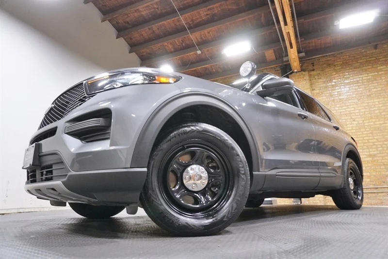 2025 Ford Explorer 6th Gen - Image 3 of 21