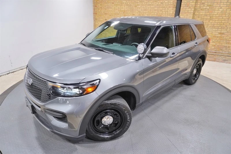 2025 Ford Explorer 6th Gen - Image 2 of 21
