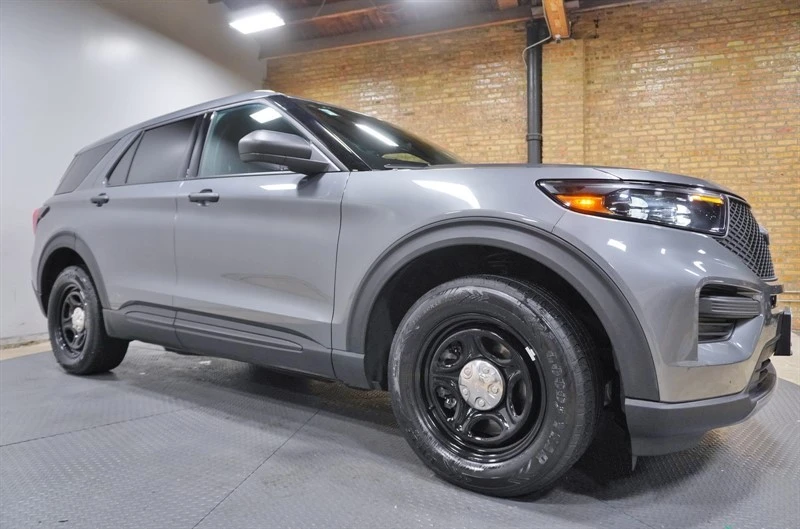 2025 Ford Explorer 6th Gen - Image 8 of 21