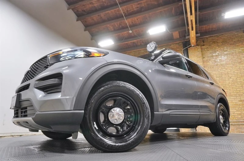2025 Ford Explorer 6th Gen - Image 3 of 21