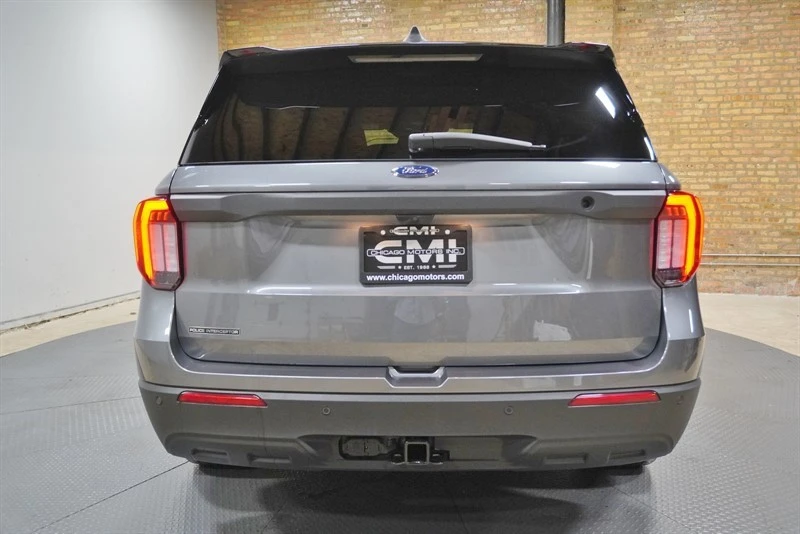 2025 Ford Explorer 6th Gen - Image 15 of 21