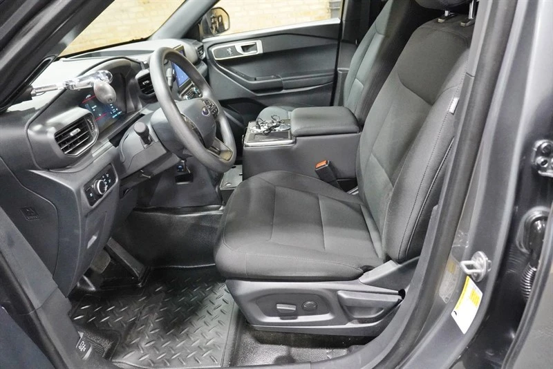2025 Ford Explorer 6th Gen - Image 21 of 21