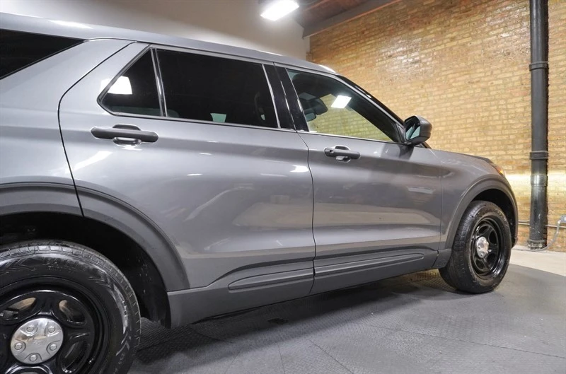 2025 Ford Explorer 6th Gen - Image 13 of 21