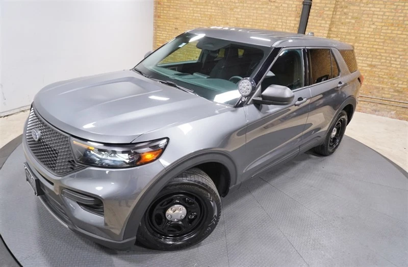 2025 Ford Explorer 6th Gen - Image 2 of 21
