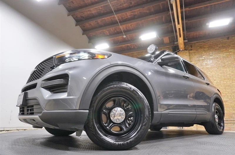 2025 Ford Explorer 6th Gen - Image 3 of 21