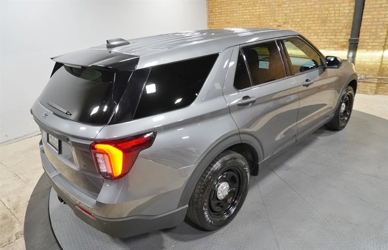 2025 Ford Explorer 6th Gen - Image 11 of 21