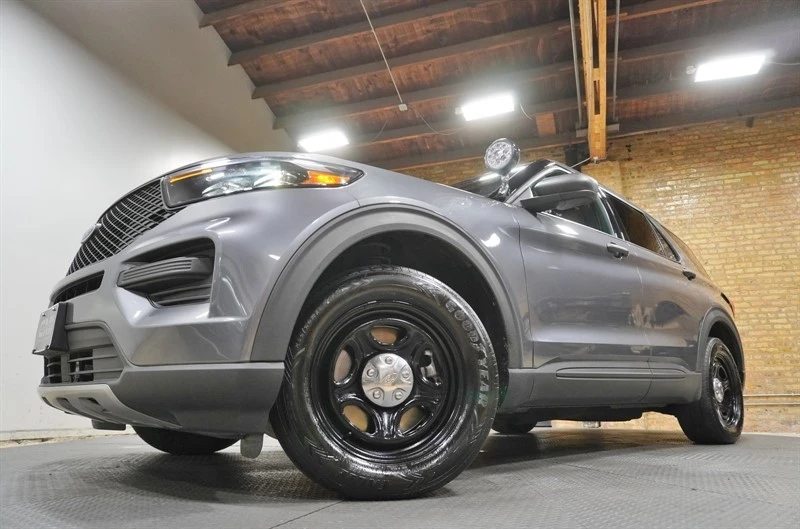 2025 Ford Explorer 6th Gen - Image 3 of 21