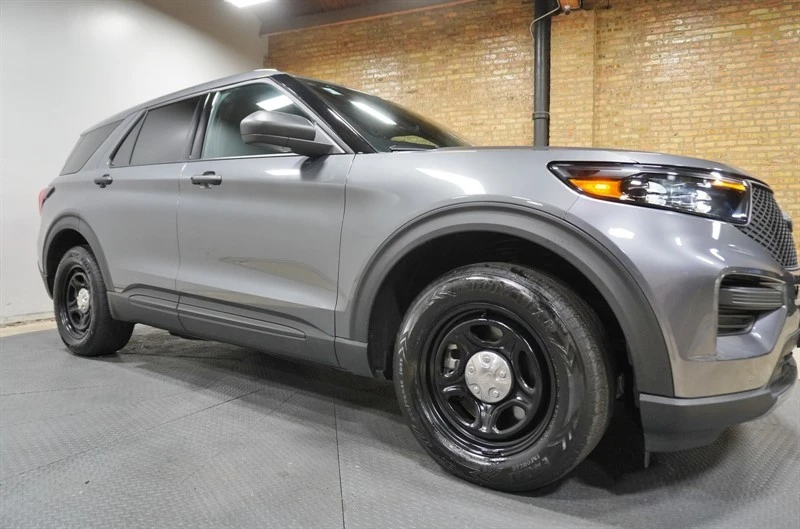 2025 Ford Explorer 6th Gen - Image 8 of 21