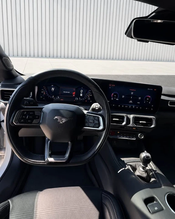 2025 Ford GT - Image 9 of 11
