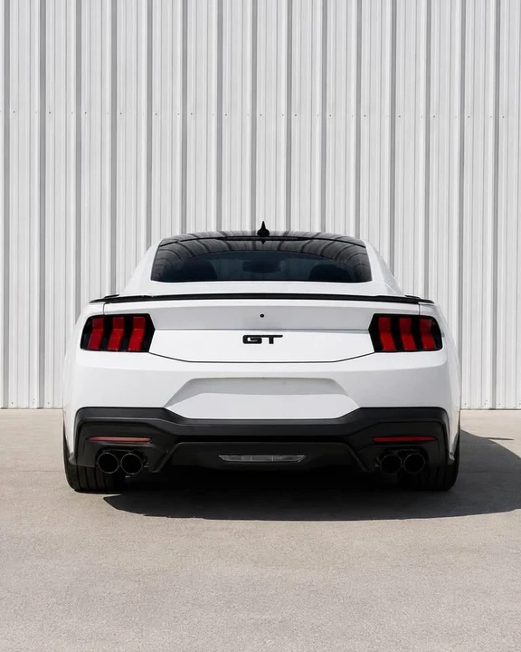 2025 Ford GT - Image 7 of 11