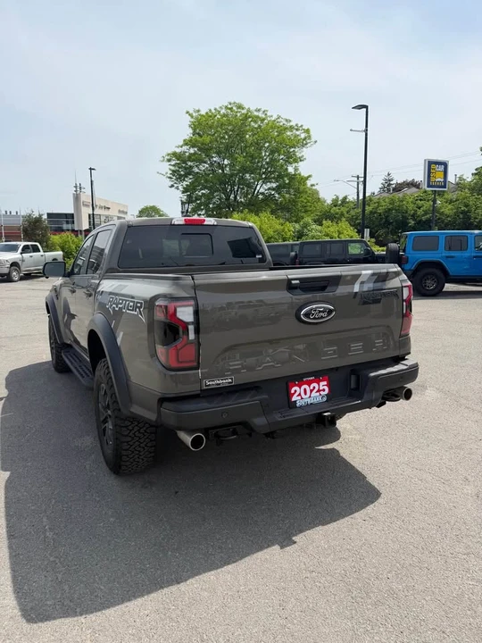 2025 Ford Ranger 5th Gen - Image 4 of 9