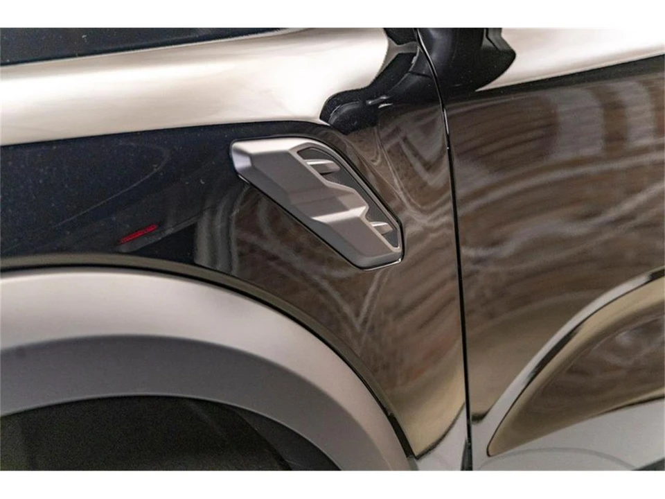 2025 Ford Ranger 5th Gen - Image 18 of 31