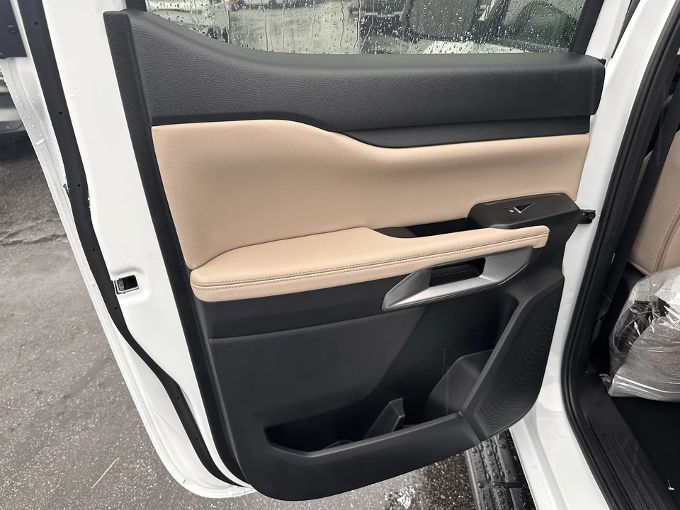 2025 Ford Ranger 5th Gen - Image 11 of 27