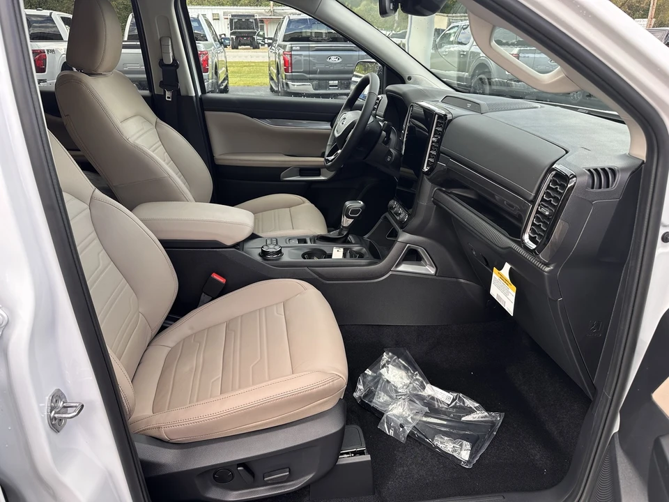 2025 Ford Ranger 5th Gen - Image 14 of 21