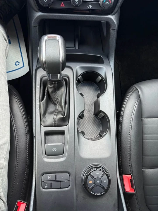 2025 Ford Ranger 5th Gen - Image 13 of 16