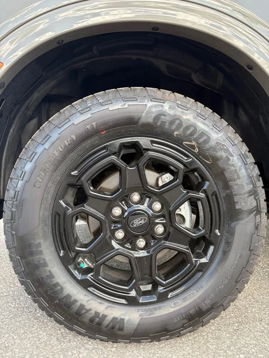 2025 Ford Ranger 5th Gen - Image 8 of 16