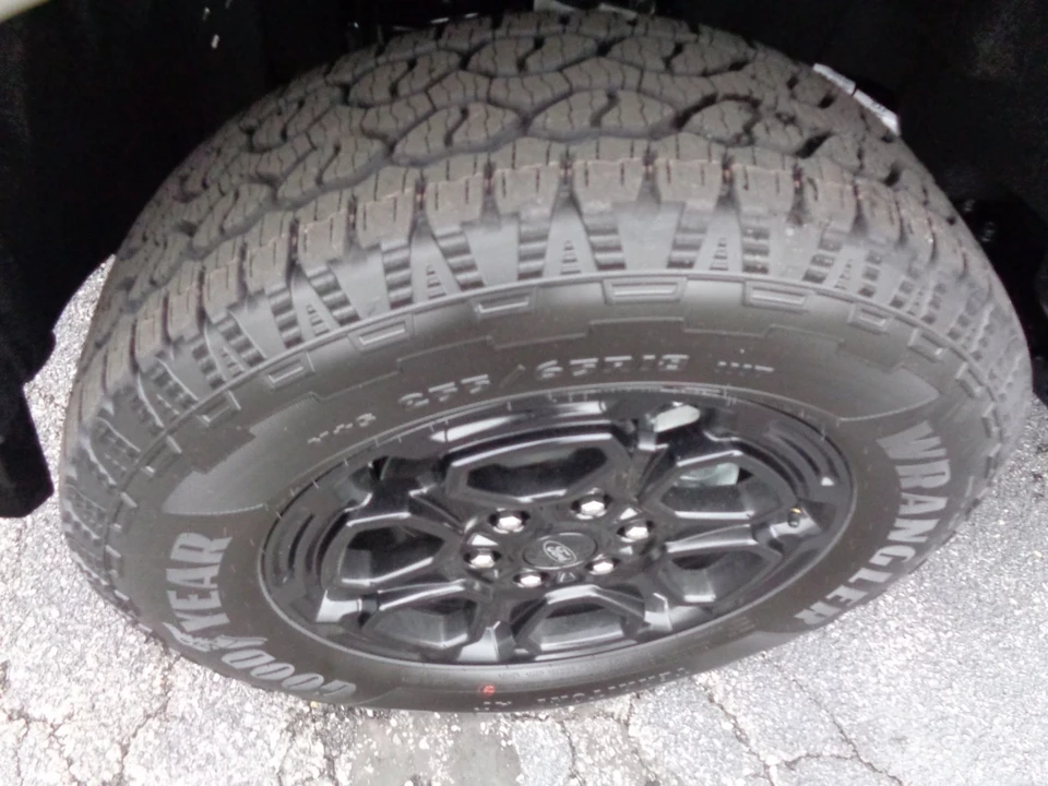 2025 Ford Ranger 5th Gen - Image 10 of 21