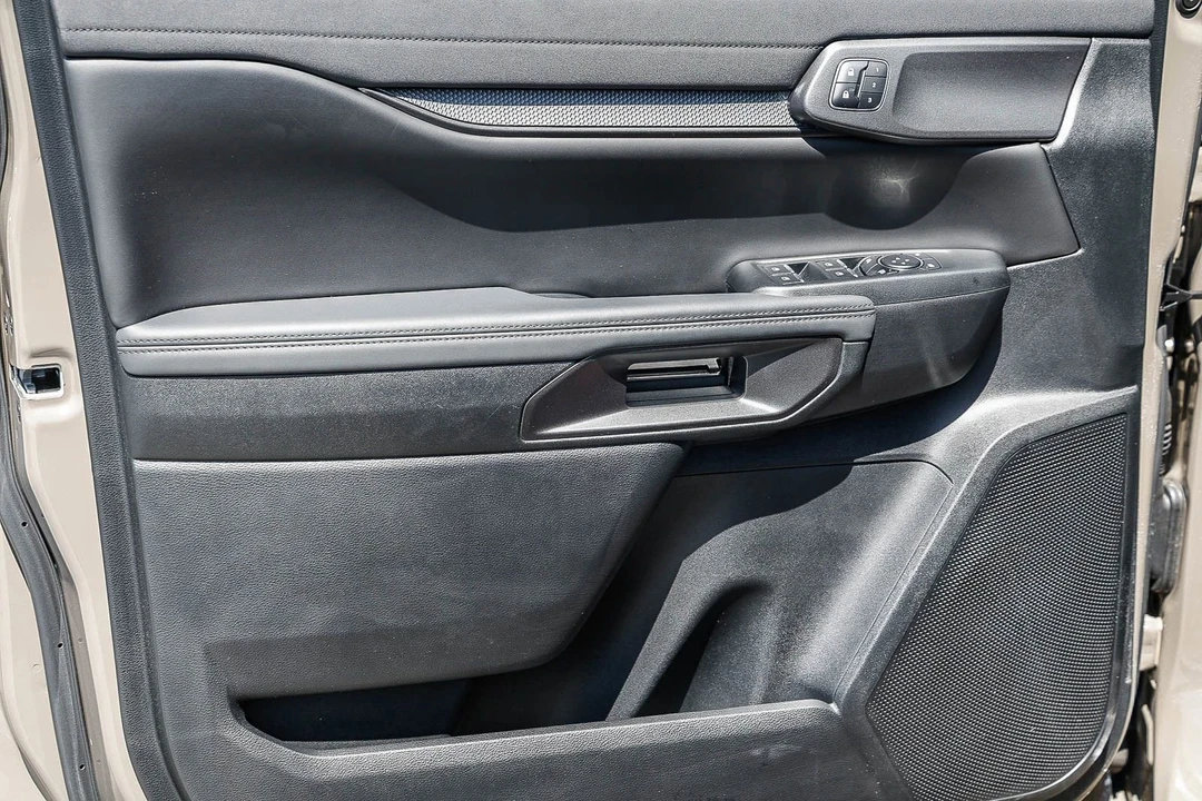 2025 Ford Ranger Raptor 5th Gen - Image 20 of 31
