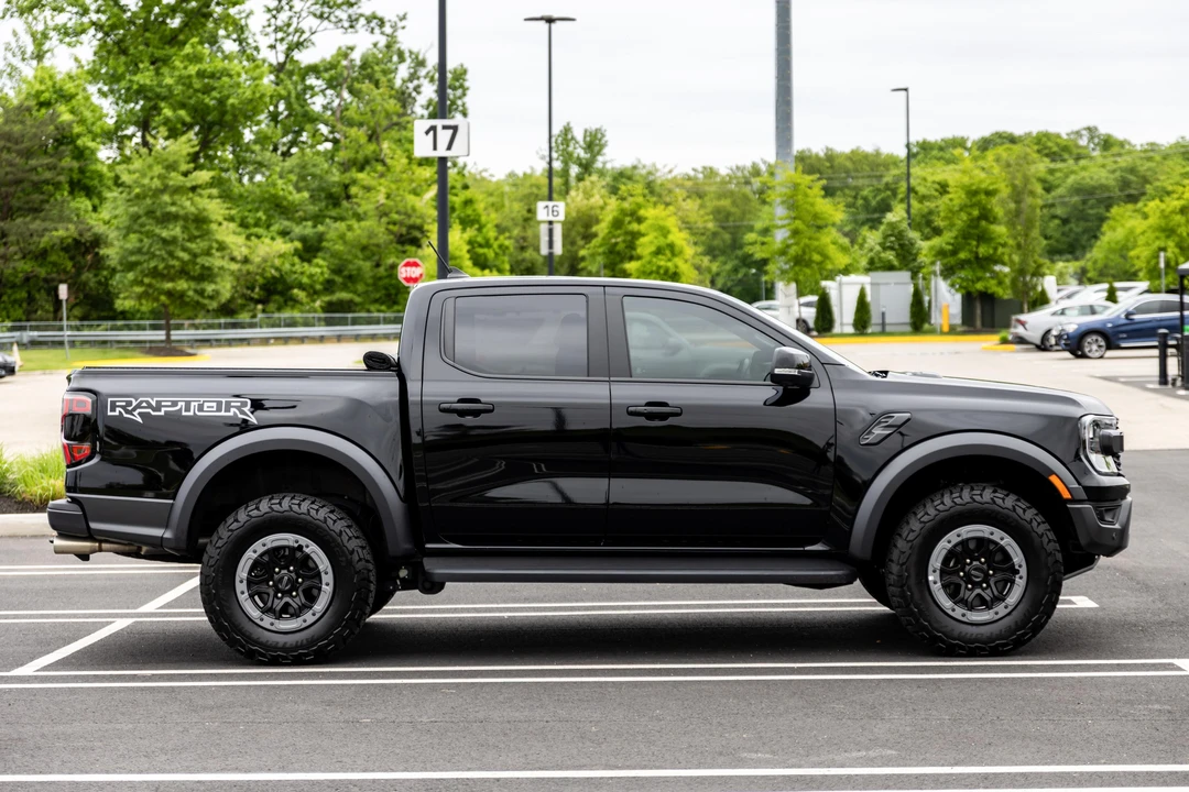 2025 Ford Ranger Raptor 5th Gen - Image 11 of 31