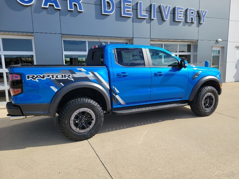2025 Ford Ranger Raptor 5th Gen - Image 4 of 12