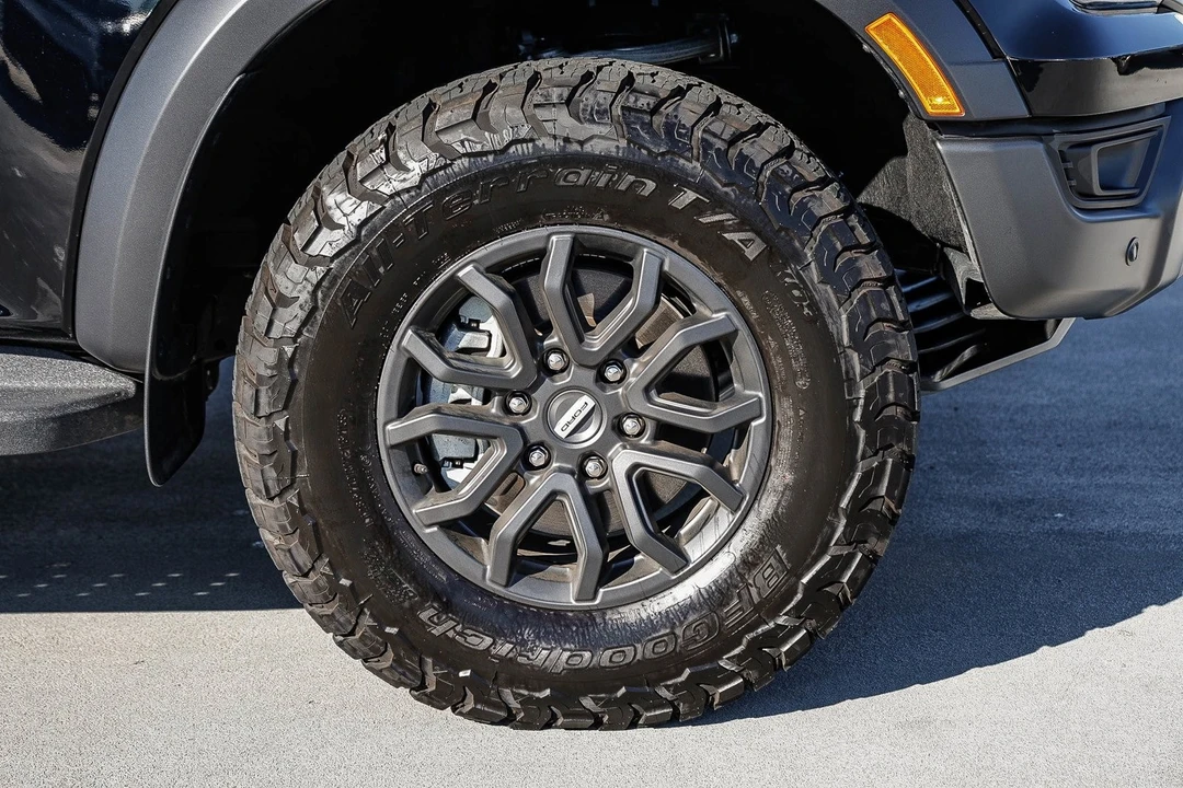 2025 Ford Ranger Raptor 5th Gen - Image 9 of 12