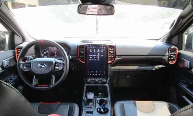 2025 Ford Ranger Raptor 5th Gen - Image 10 of 19