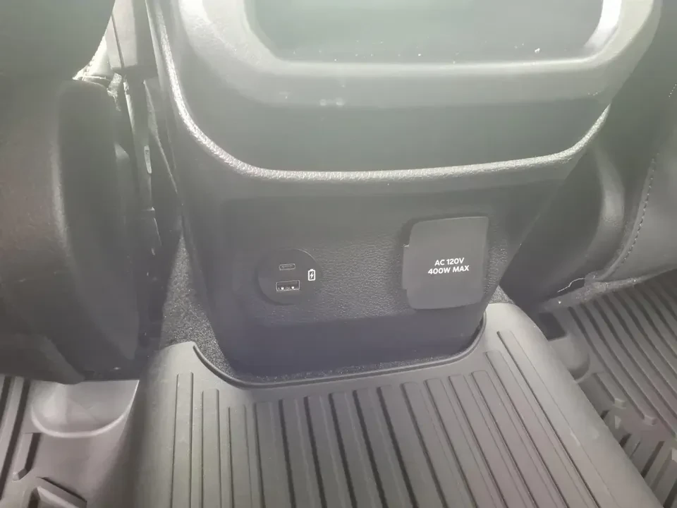 2025 Ford Ranger Raptor 5th Gen - Image 16 of 17