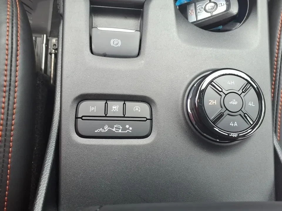 2025 Ford Ranger Raptor 5th Gen - Image 15 of 17