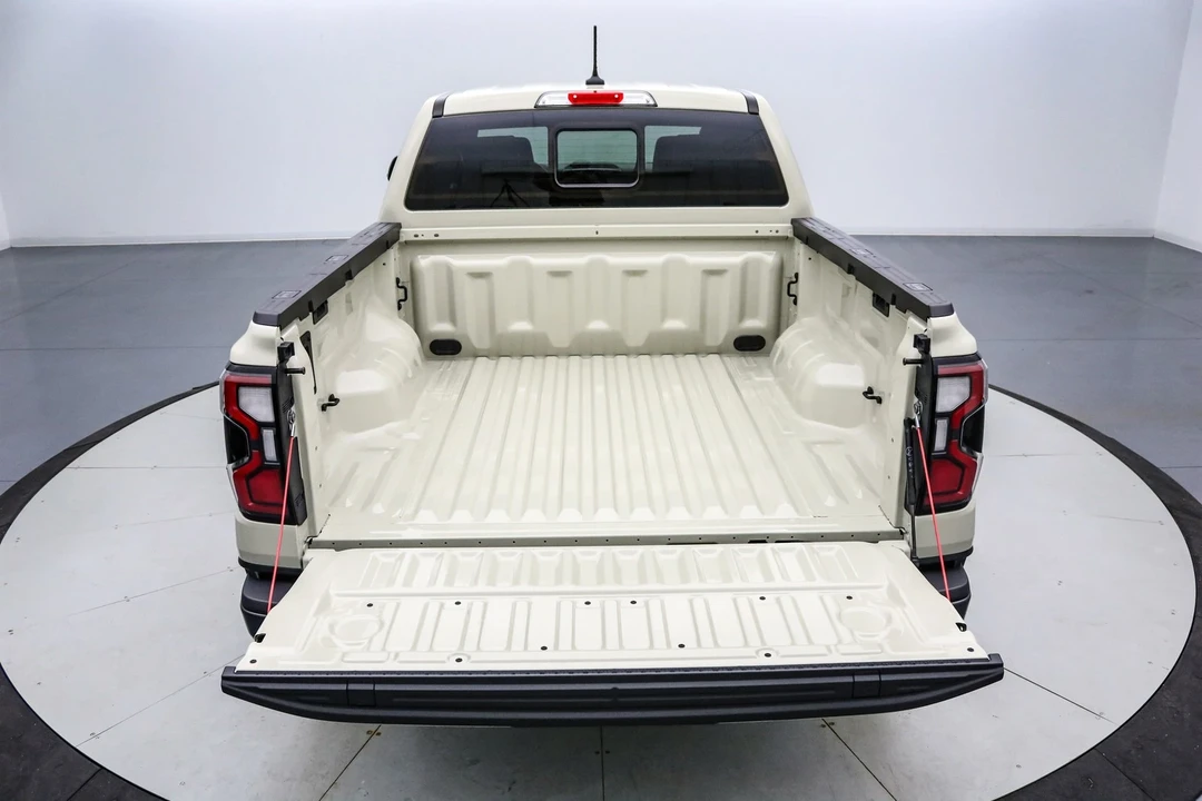 2025 Ford Ranger Raptor 5th Gen - Image 7 of 21