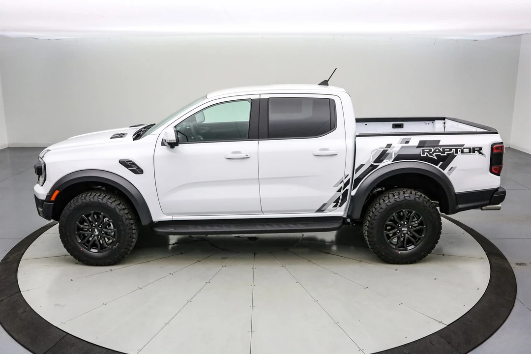 2025 Ford Ranger Raptor 5th Gen - Image 9 of 21