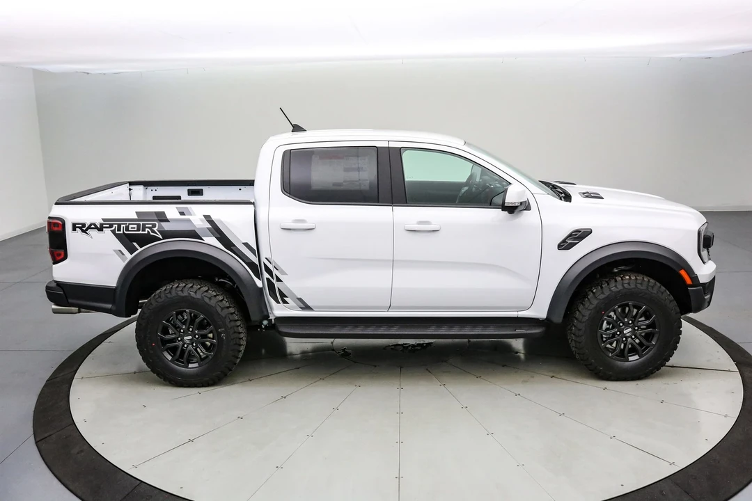 2025 Ford Ranger Raptor 5th Gen - Image 4 of 21
