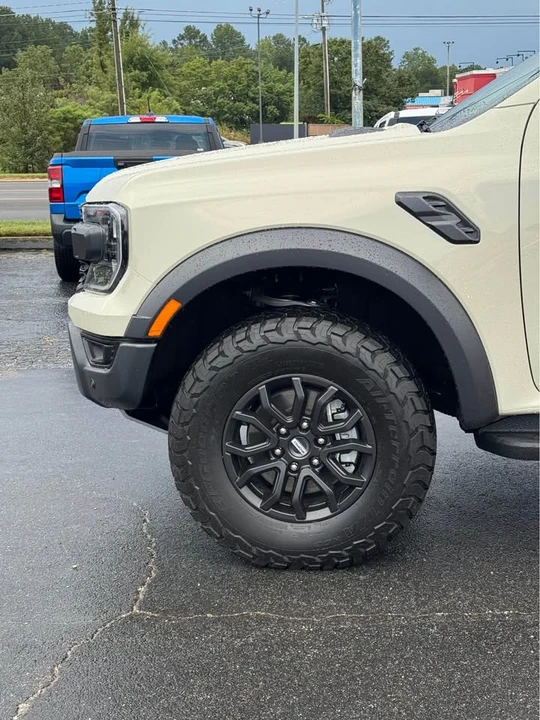 2025 Ford Ranger Raptor 5th Gen - Image 6 of 16