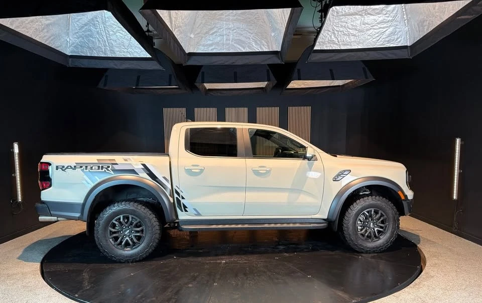 2025 Ford Ranger Raptor 5th Gen - Image 6 of 11