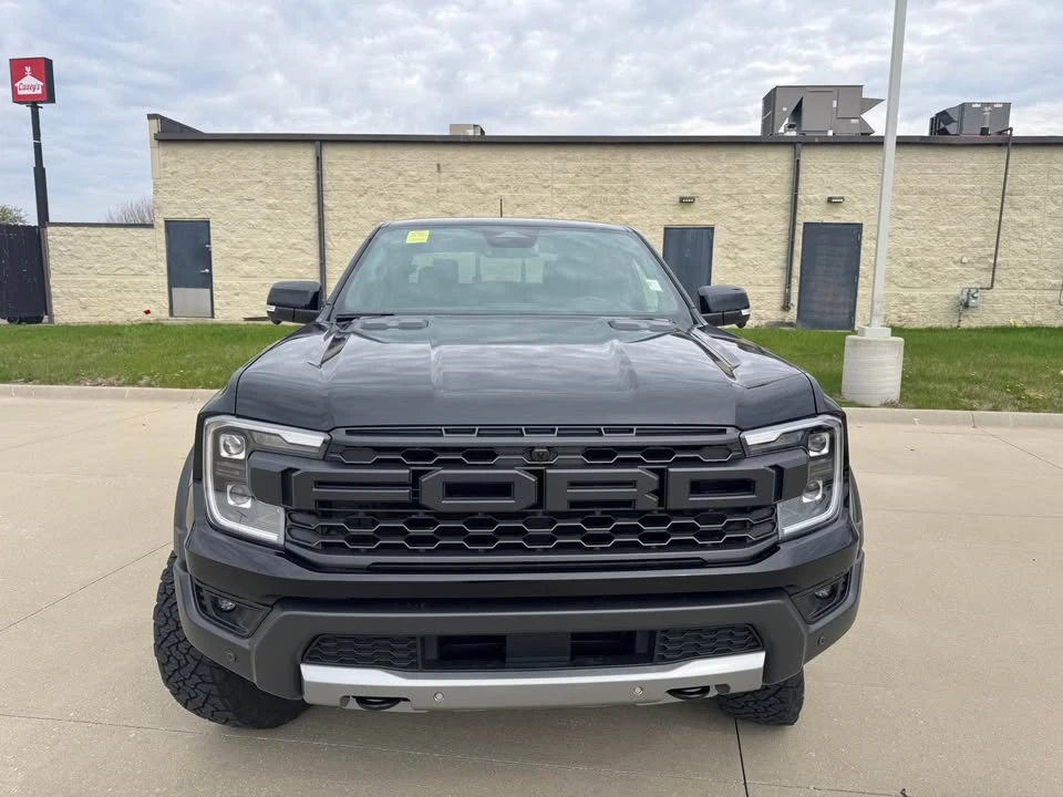 2025 Ford Ranger Raptor 5th Gen - Image 8 of 15