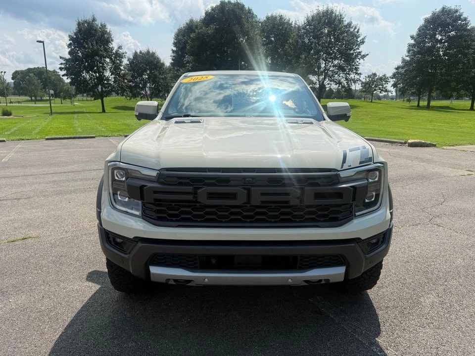 2025 Ford Ranger Raptor 5th Gen - Image 8 of 20